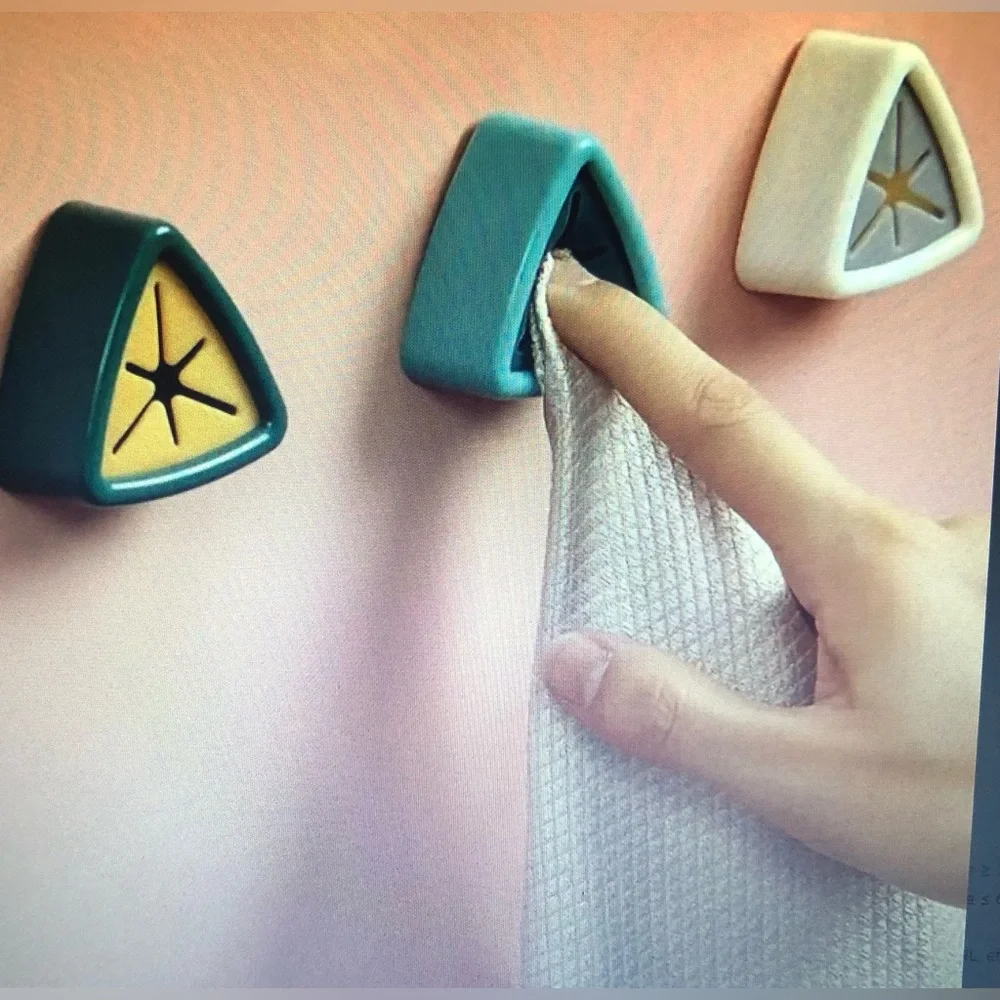 2 Pcs Holder Hook for hand towels baby bib gray.
